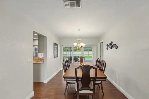 2675 Red Oak Court Clearwater FL 33761