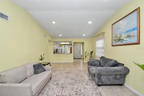 5677 Summer Side Lane Sarasota FL 34231