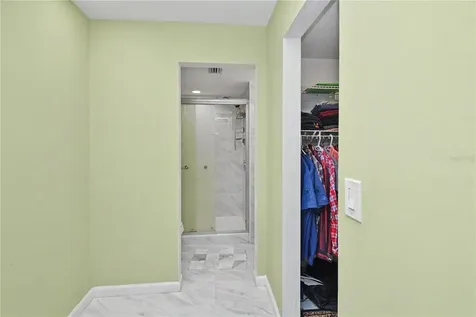 5677 Summer Side Lane Sarasota FL 34231