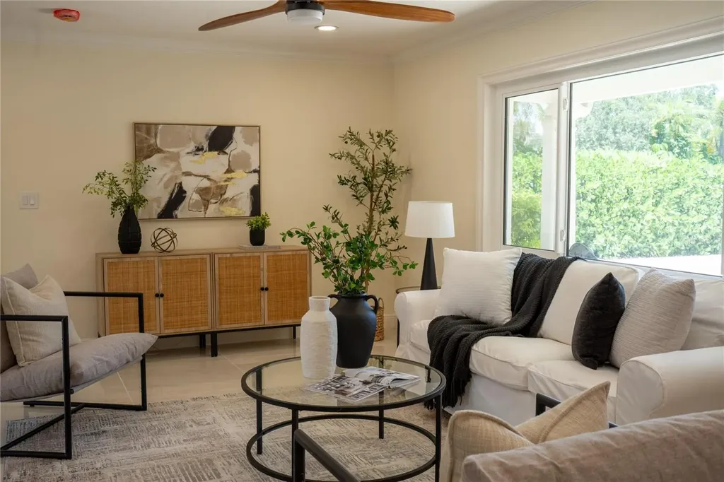 5119 Venetian Boulevard NE St Petersburg FL 33703