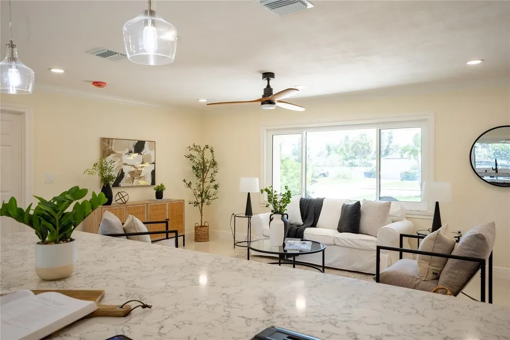 5119 Venetian Boulevard NE St Petersburg FL 33703