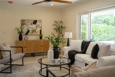 5119 Venetian Boulevard NE St Petersburg FL 33703