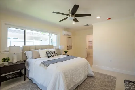 5119 Venetian Boulevard NE St Petersburg FL 33703