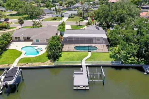 5119 Venetian Boulevard NE St Petersburg FL 33703