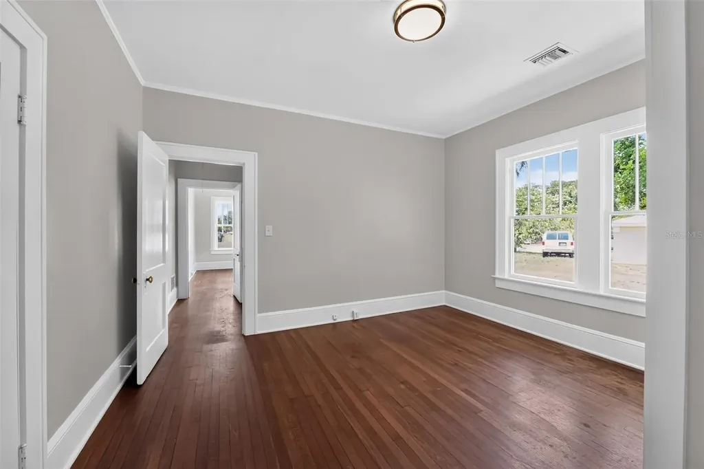 2233 11th Avenue W Bradenton FL 34205