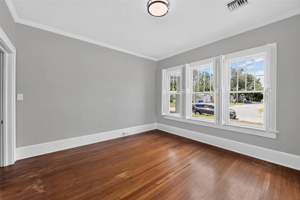 2233 11th Avenue W Bradenton FL 34205