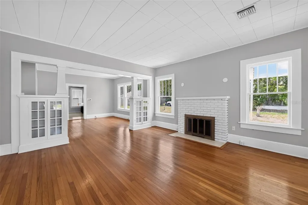 2233 11th Avenue W Bradenton FL 34205