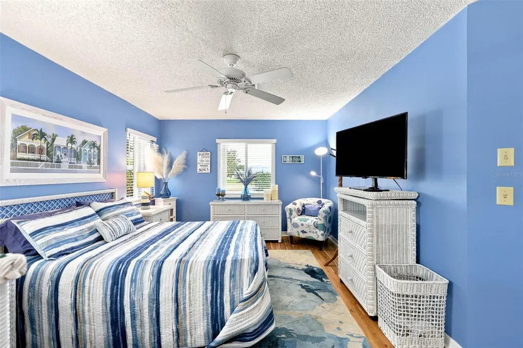 1002 El Rancho Drive Sun City Center FL 33573