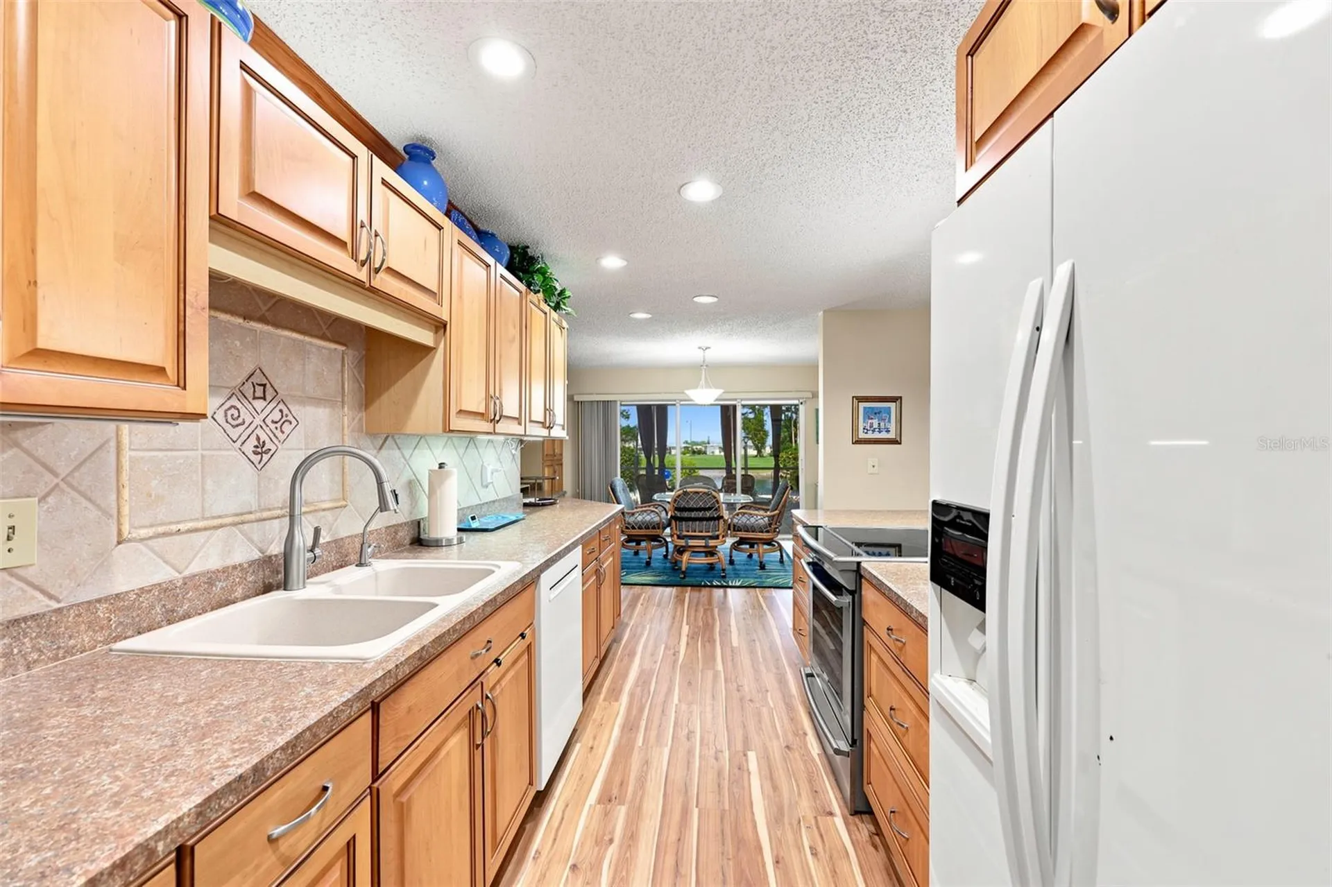 1002 El Rancho Drive Sun City Center FL 33573