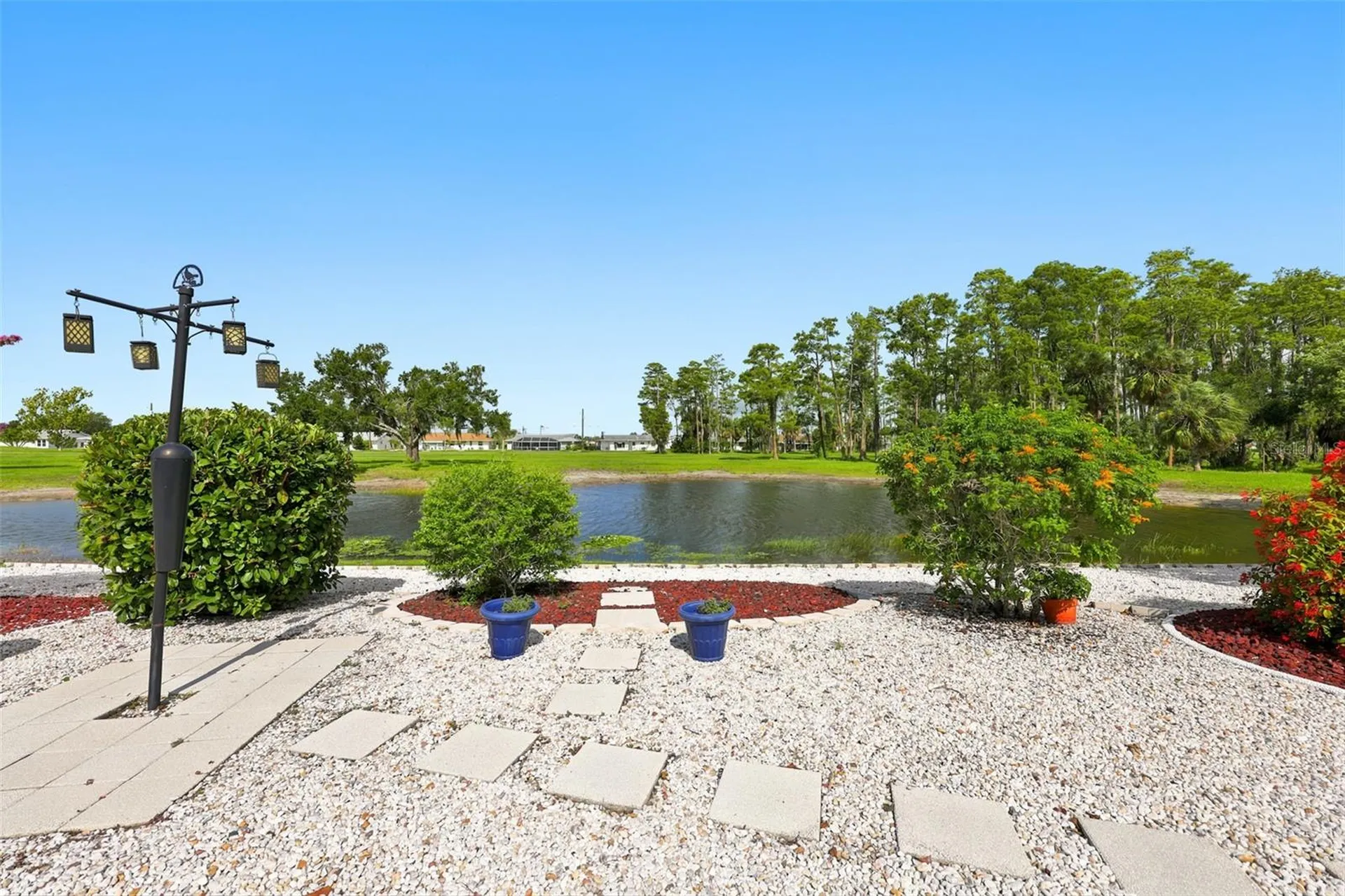 1002 El Rancho Drive Sun City Center FL 33573