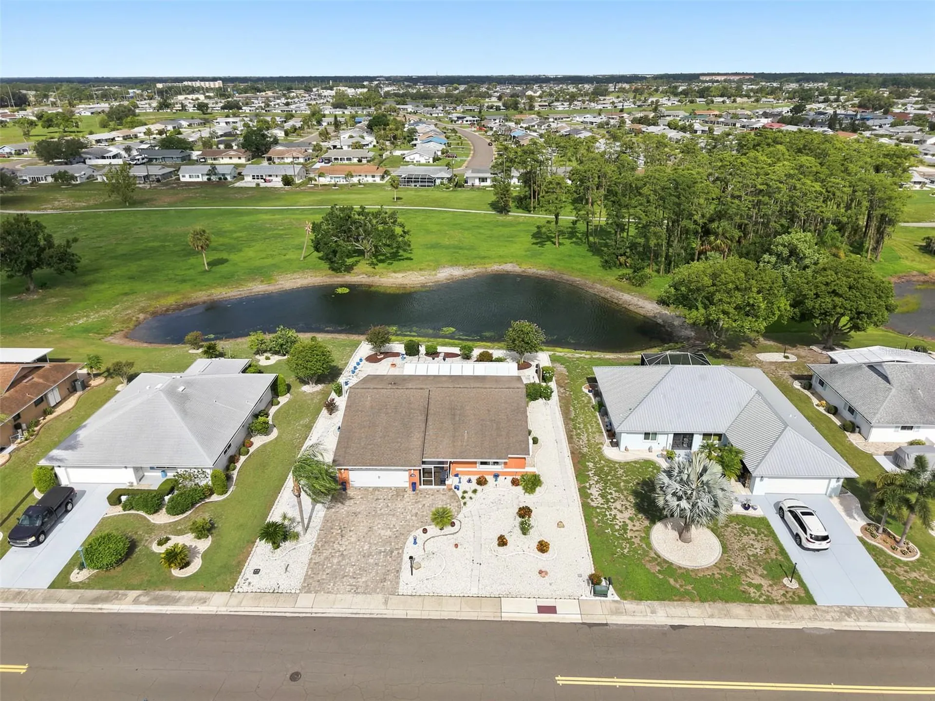 1002 El Rancho Drive Sun City Center FL 33573