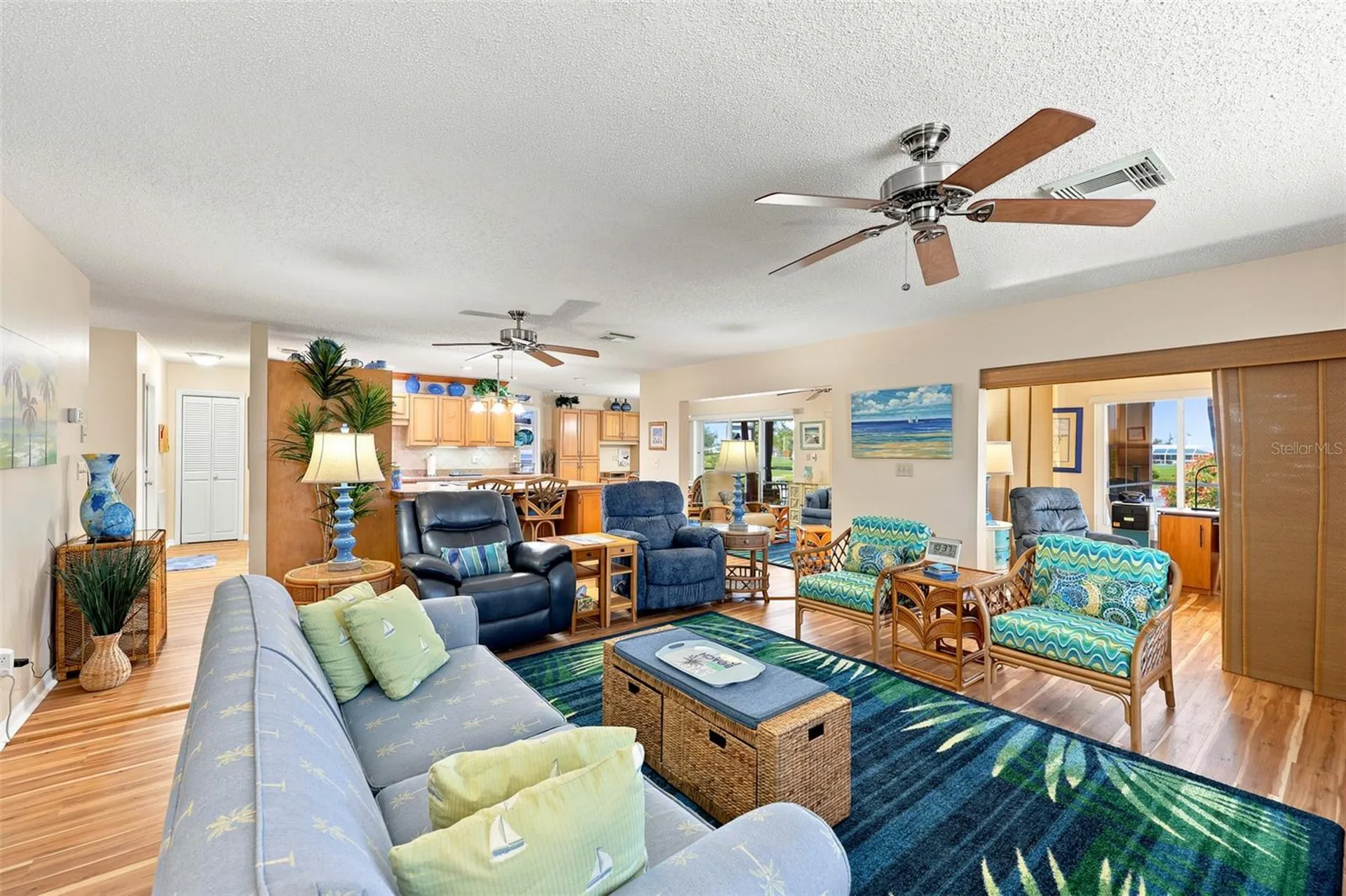 1002 El Rancho Drive Sun City Center FL 33573