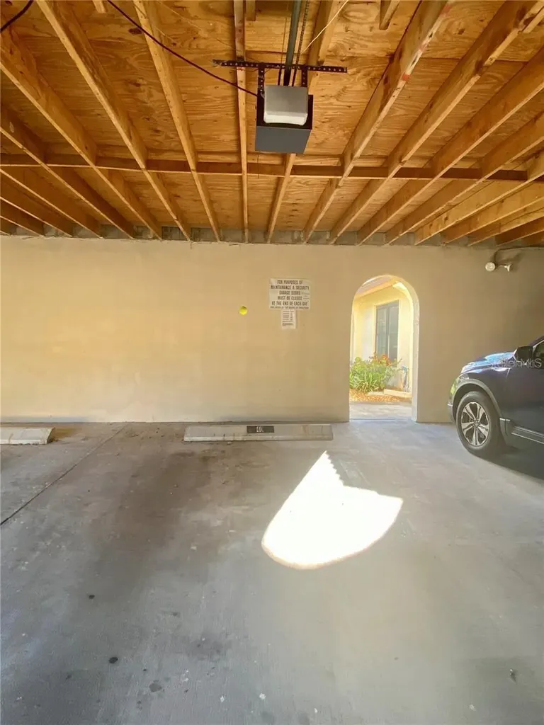 3625 Longmeadow Sarasota FL 34235