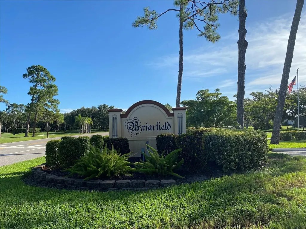 3625 Longmeadow Sarasota FL 34235