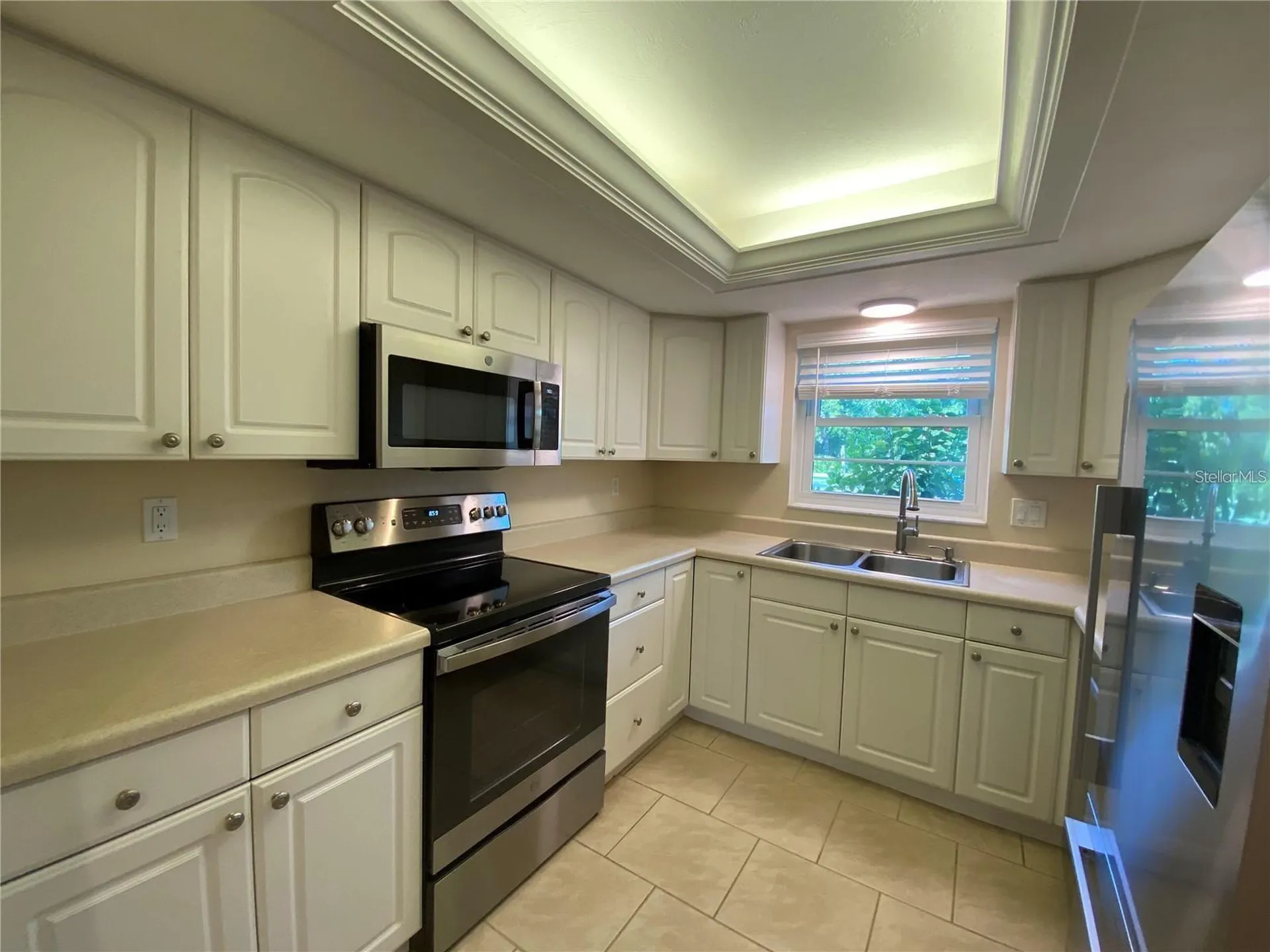 3625 Longmeadow Sarasota FL 34235