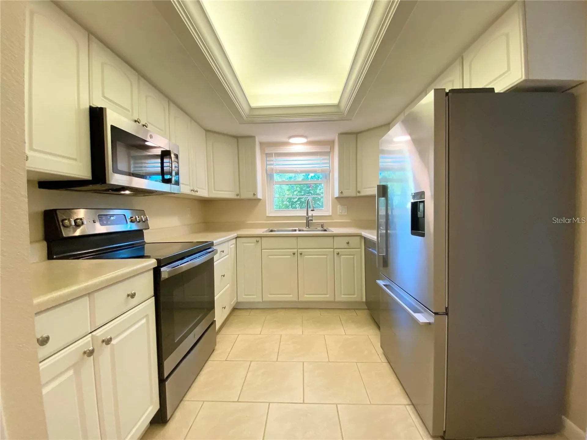 3625 Longmeadow Sarasota FL 34235