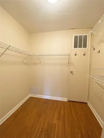 3625 Longmeadow Sarasota FL 34235