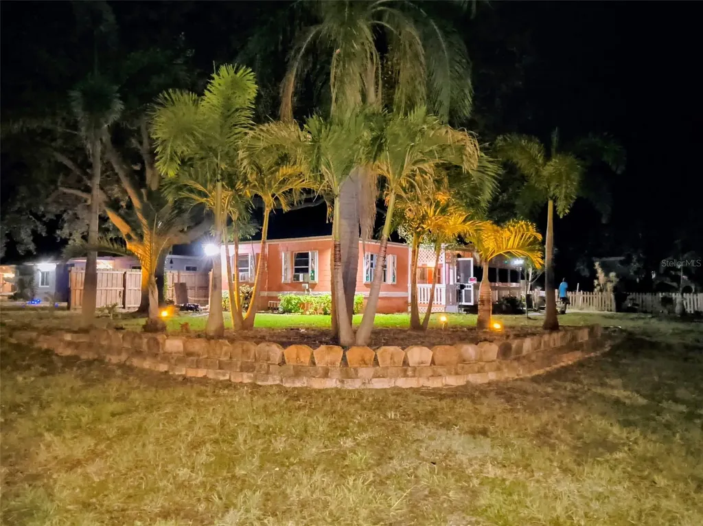 495 60th Street N St Petersburg FL 33710