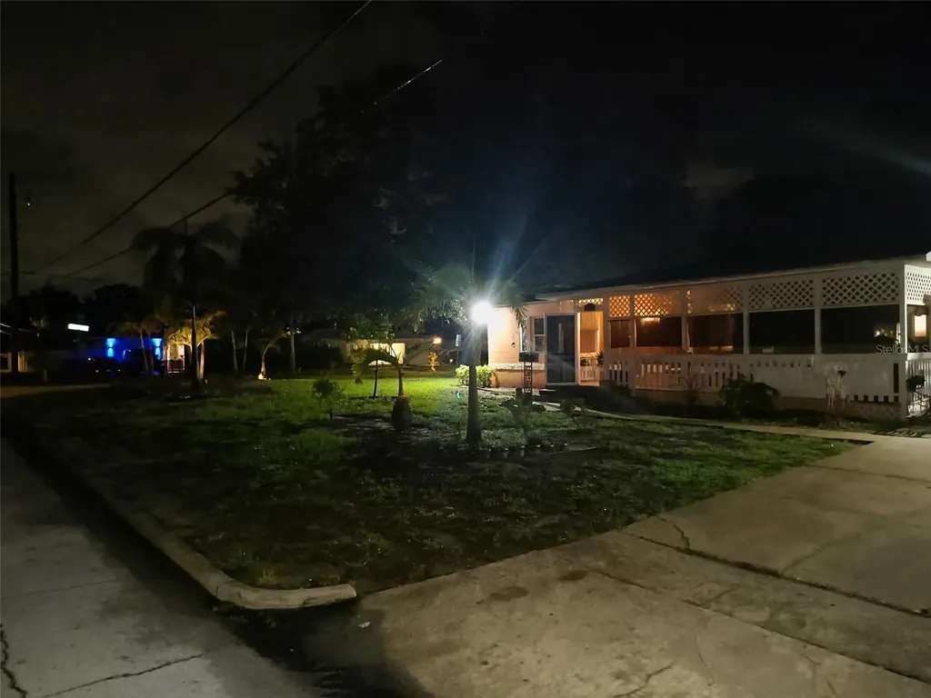 495 60th Street N St Petersburg FL 33710