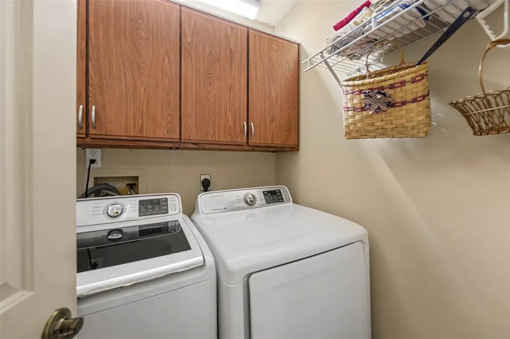 1683 Watermark Circle NE St Petersburg FL 33702