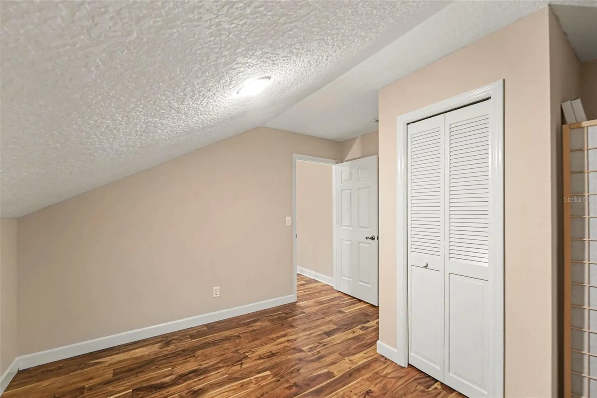 1683 Watermark Circle NE St Petersburg FL 33702