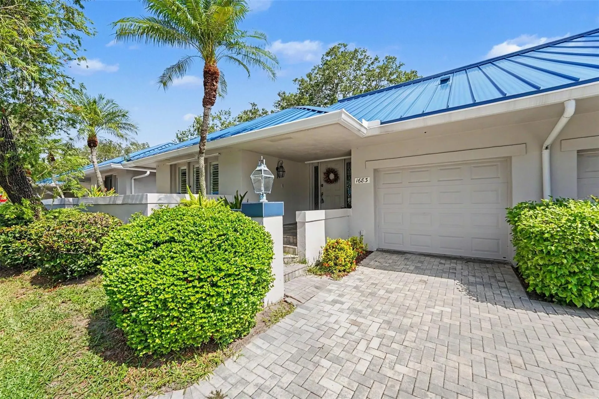 1683 Watermark Circle NE St Petersburg FL 33702