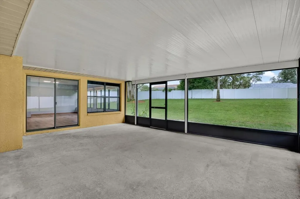7488 River Country Drive Weeki Wachee FL 34607