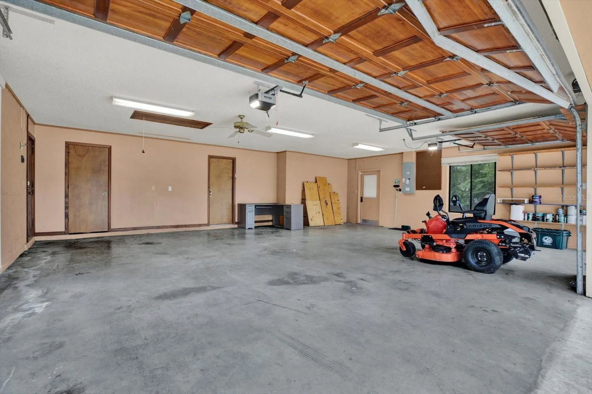 7488 River Country Drive Weeki Wachee FL 34607