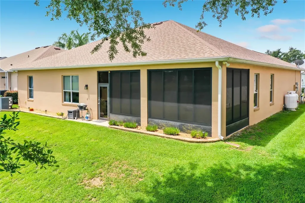 25524 Laurel Valley Road Leesburg FL 34748