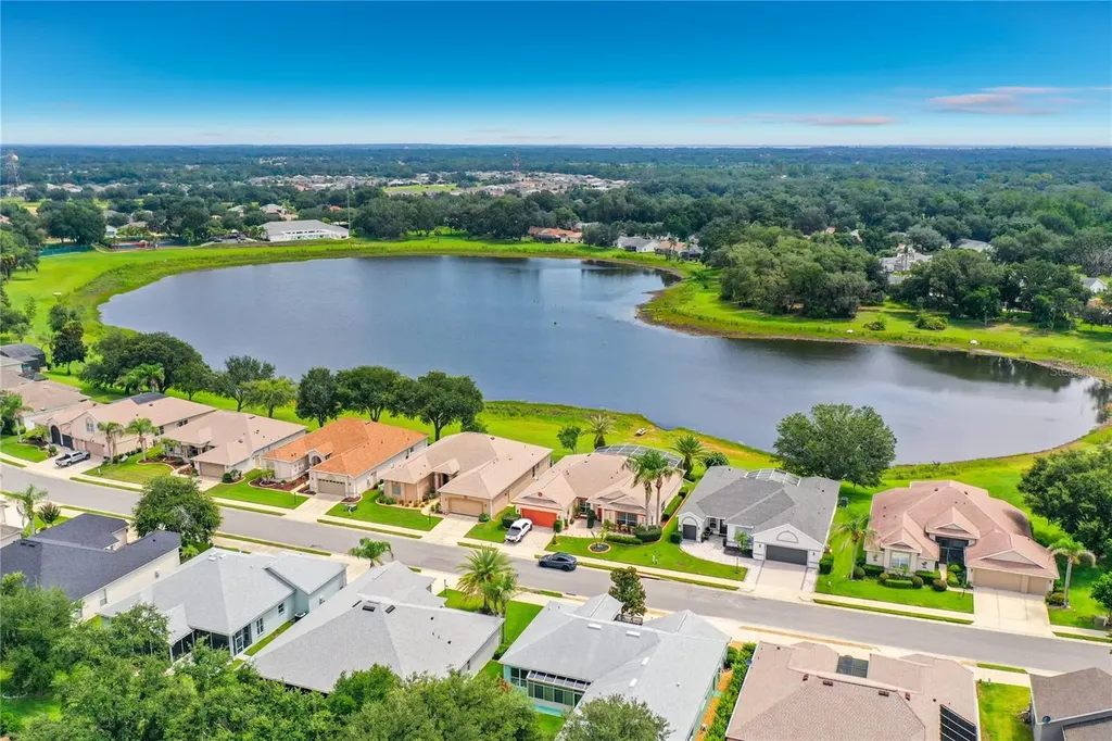 25524 Laurel Valley Road Leesburg FL 34748