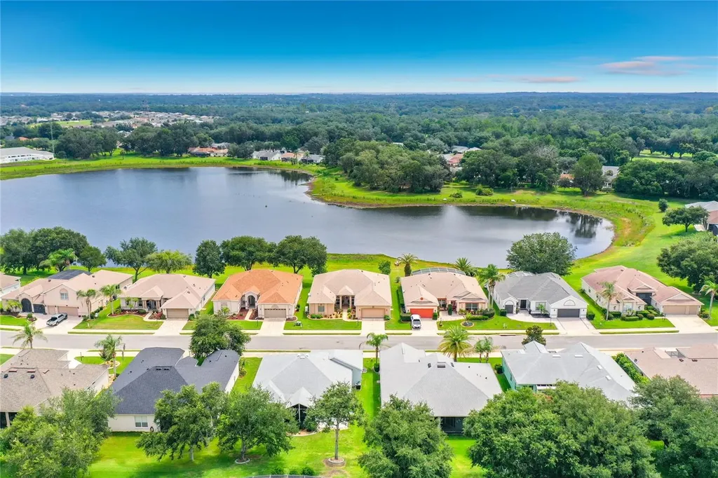 25524 Laurel Valley Road Leesburg FL 34748