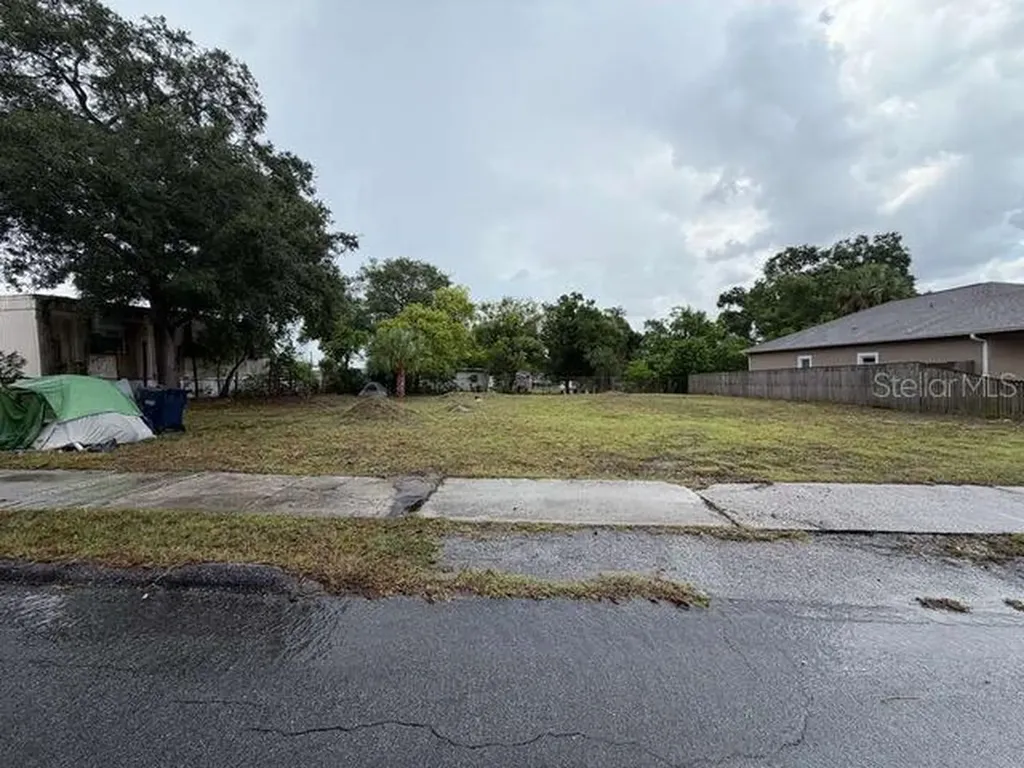 3817 Temple Street Tampa FL 33619