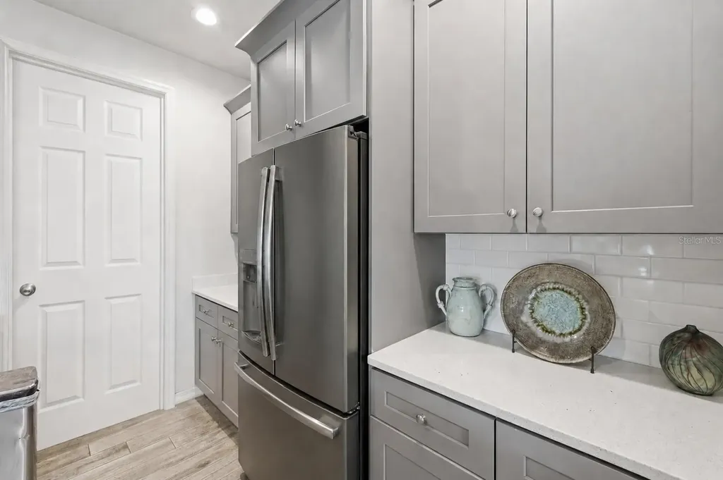 1934 Lake Ridge Boulevard Clearwater FL 33763