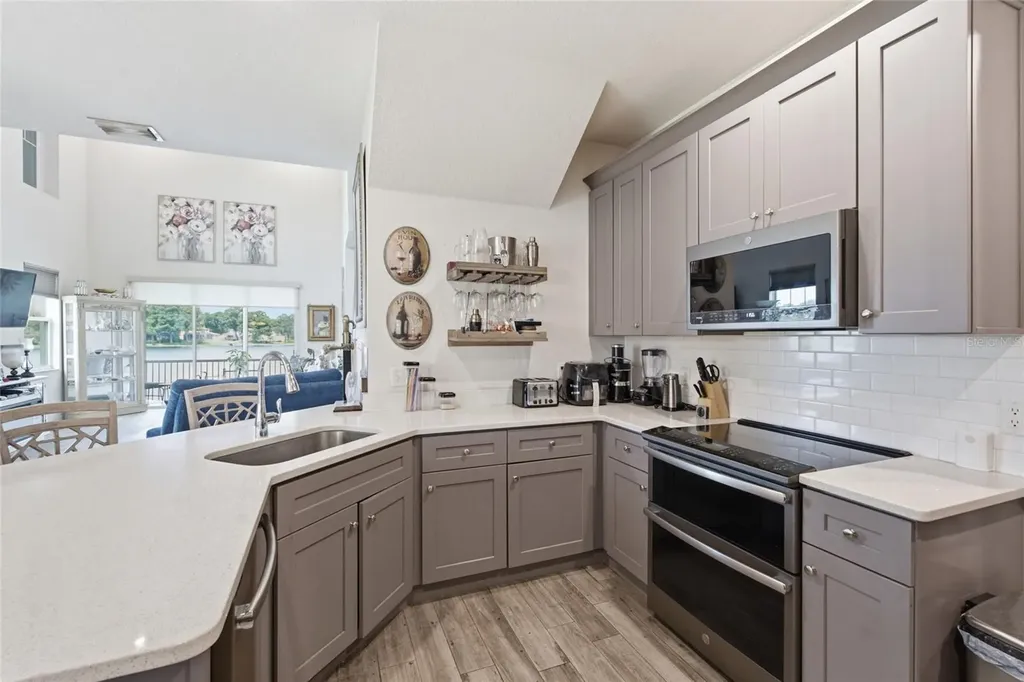 1934 Lake Ridge Boulevard Clearwater FL 33763