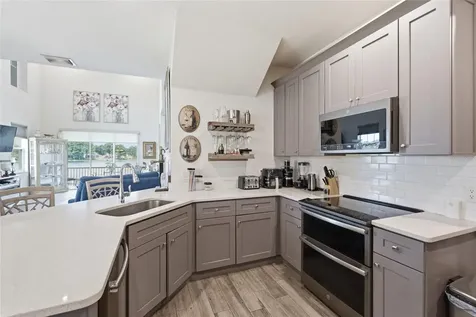 1934 Lake Ridge Boulevard Clearwater FL 33763