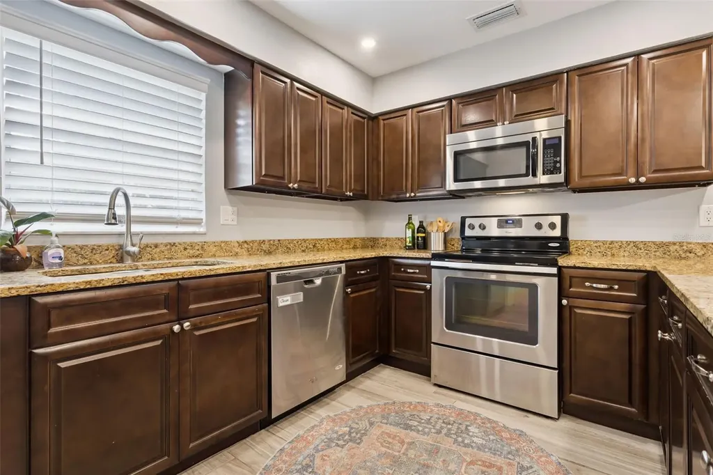 5432 Southgrove Place Lakeland FL 33812