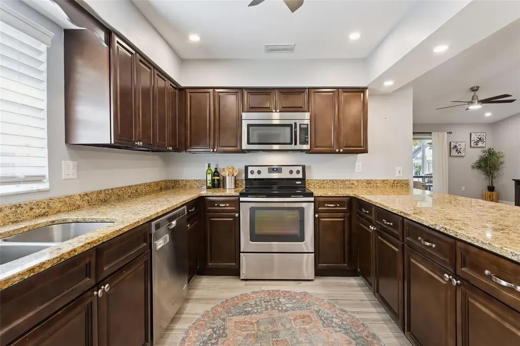 5432 Southgrove Place Lakeland FL 33812