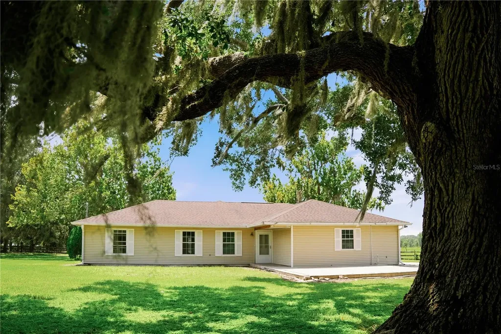 3430 Westshore Drive St Cloud FL 34772