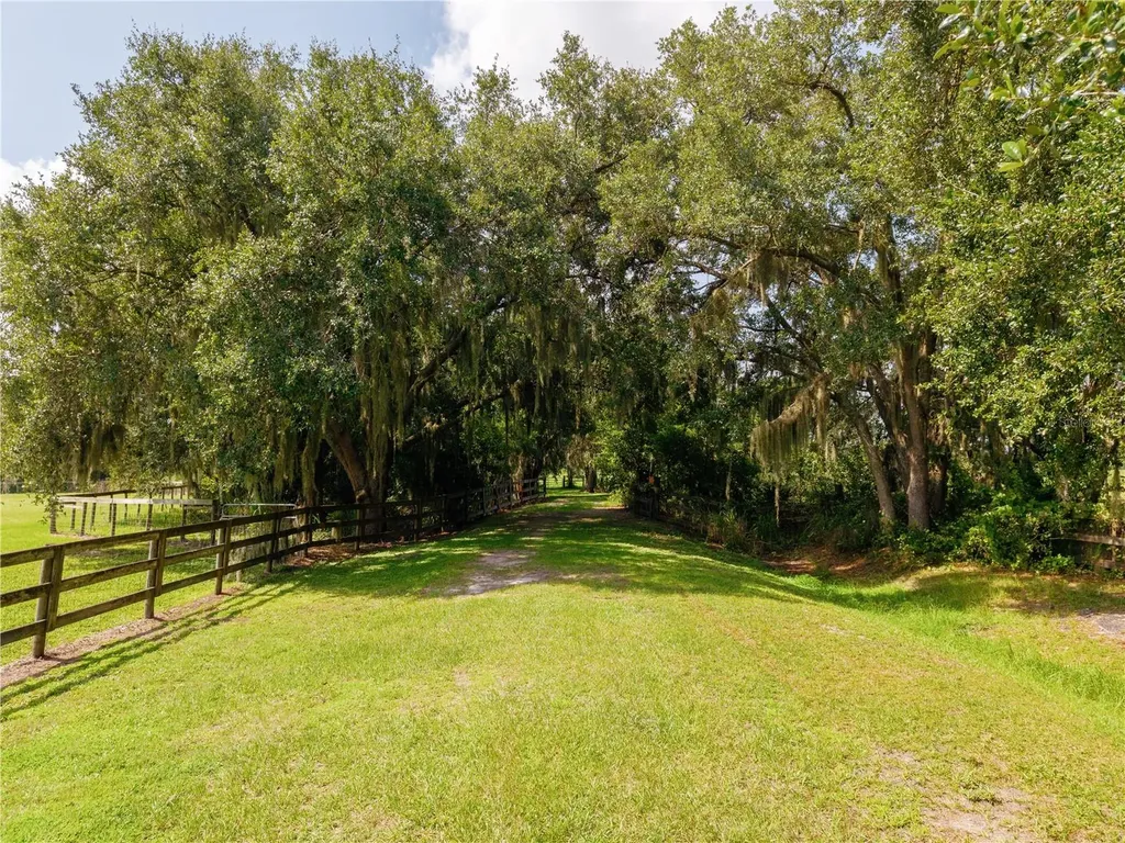 3430 Westshore Drive St Cloud FL 34772