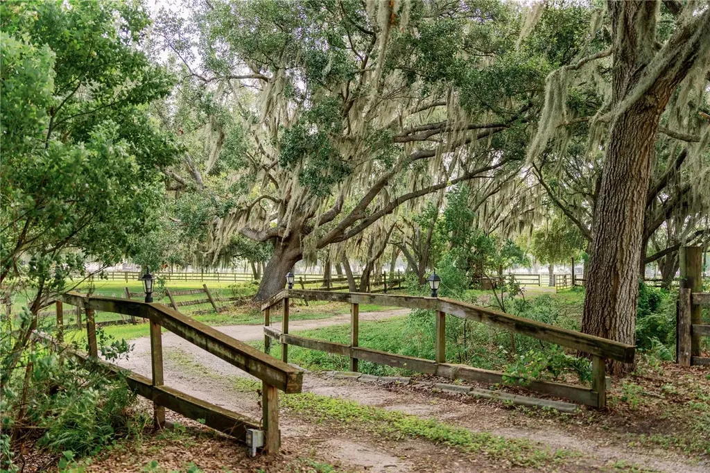 3430 Westshore Drive St Cloud FL 34772