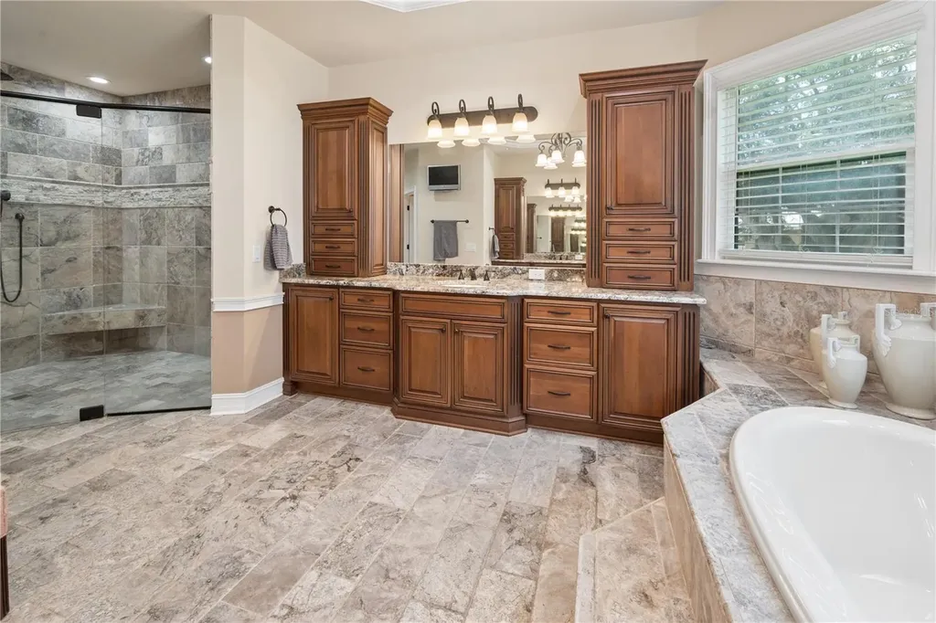 4107 SW State Road 45 Newberry FL 32669
