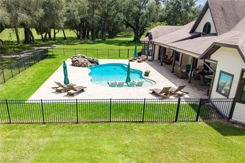 4107 SW State Road 45 Newberry FL 32669