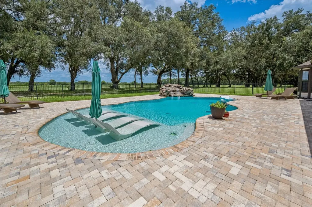 4107 SW State Road 45 Newberry FL 32669