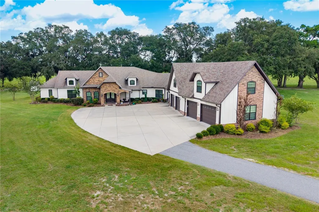 4107 SW State Road 45 Newberry FL 32669