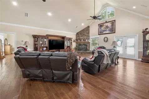 4107 SW State Road 45 Newberry FL 32669