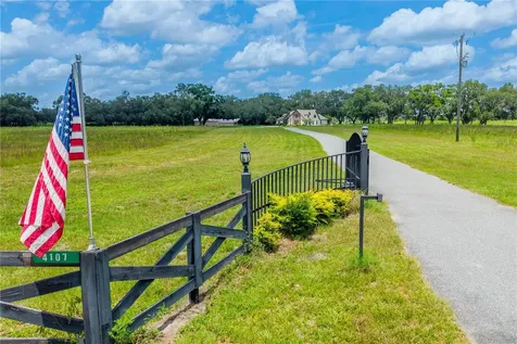 4107 SW State Road 45 Newberry FL 32669