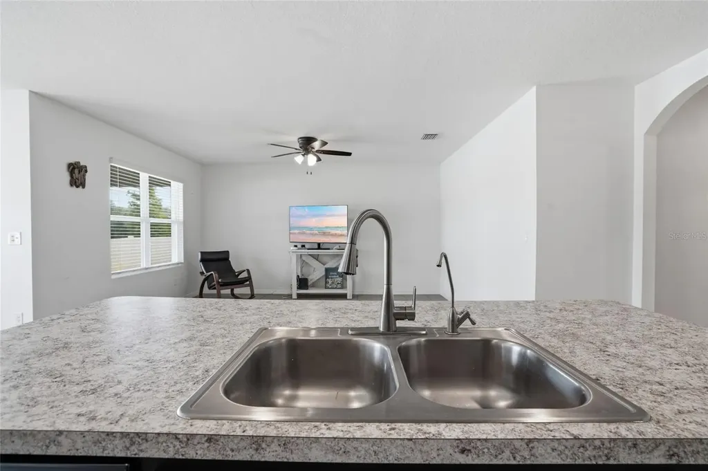 35803 Hillbrook Avenue Zephyrhills FL 33541