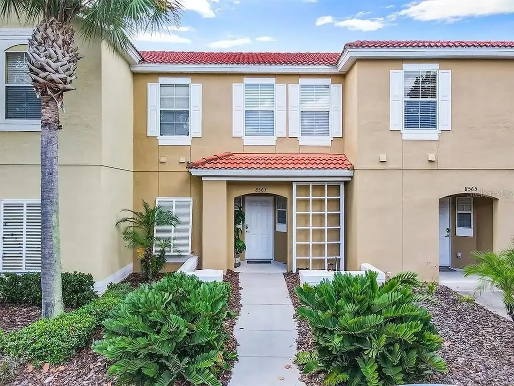 8563 Bay Lilly Loop Kissimmee FL 34747