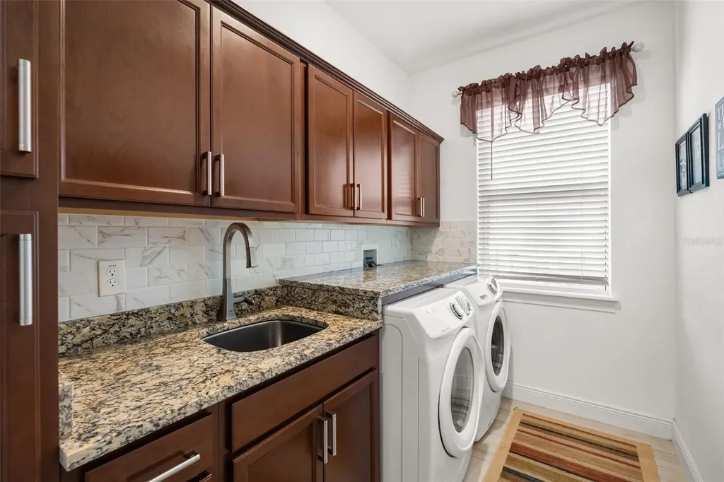 700 S Florida Avenue Howey In The Hills FL 34737