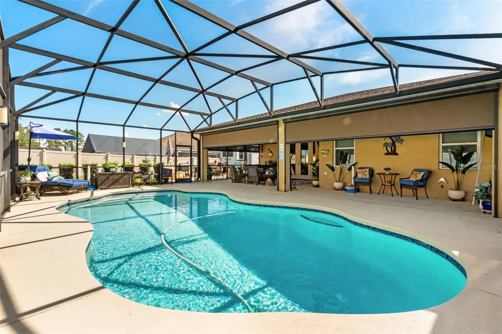 700 S Florida Avenue Howey In The Hills FL 34737